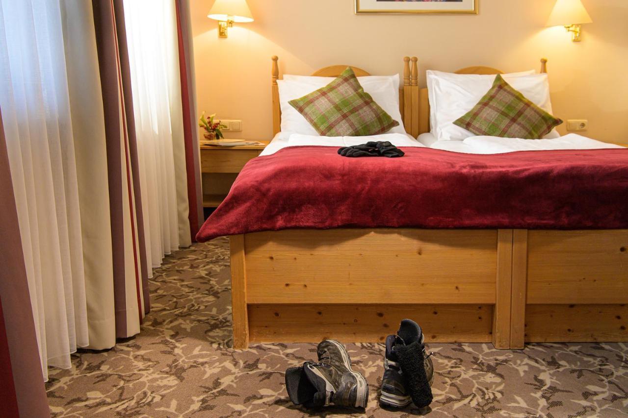 Aurora Appartements Inklusive Freiem Thermeneintritt Bad Hofgastein Bagian luar foto