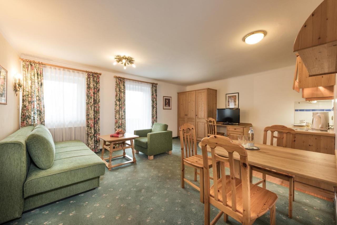 Aurora Appartements Inklusive Freiem Thermeneintritt Bad Hofgastein Bagian luar foto