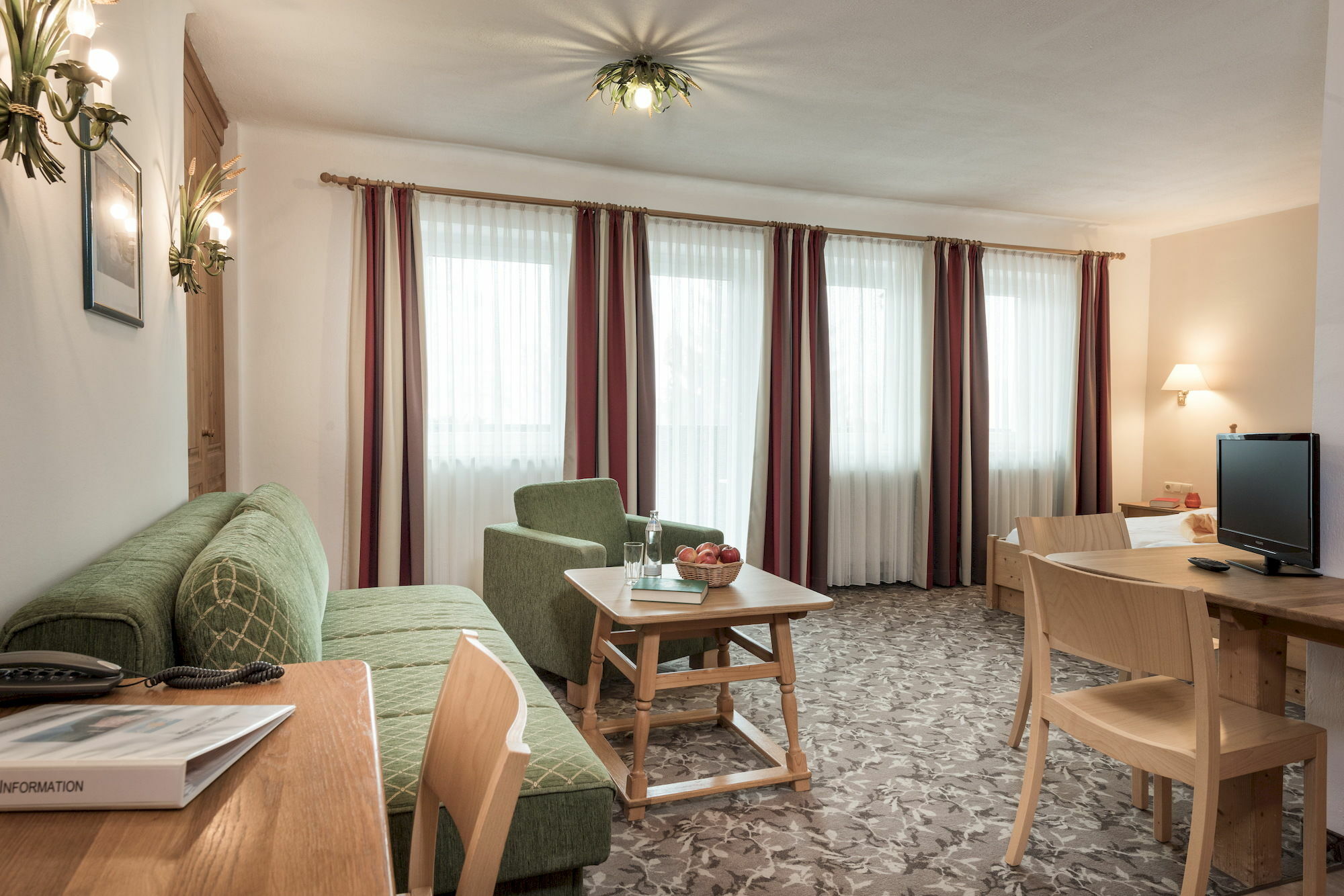 Aurora Appartements Inklusive Freiem Thermeneintritt Bad Hofgastein Bagian luar foto